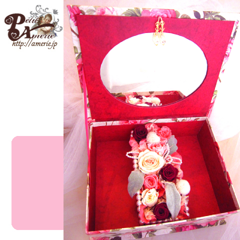 プリザーブドフラワー　クイーンローズのミラーBOX