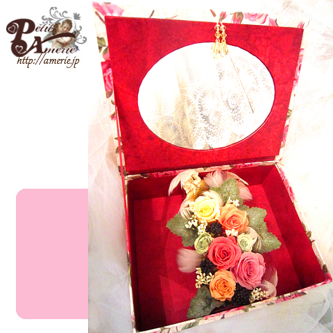 プリザーブドフラワー　クイーンローズのミラーBOX