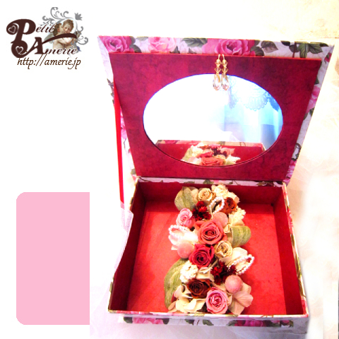 プリザーブドフラワー　クイーンローズのミラーBOX