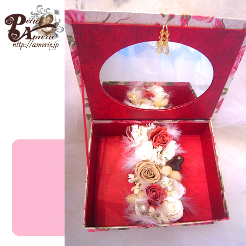 プリザーブドフラワー　クイーンローズのミラーBOX