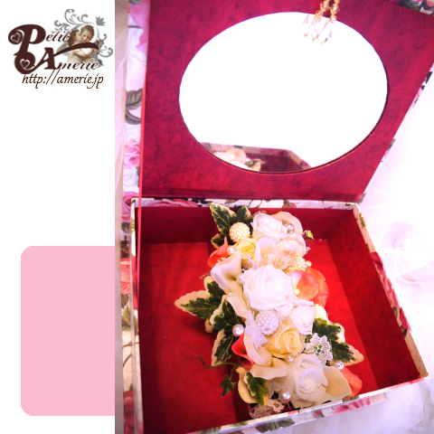 プリザーブドフラワー　クイーンローズのミラーBOX