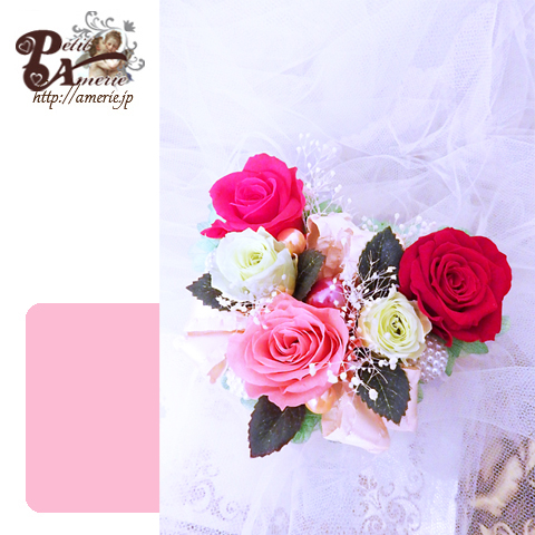 プリザーブドフラワー　ローズいっぱいのハートアレンジ