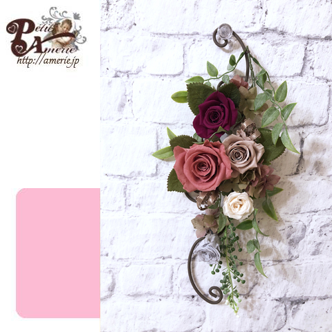 プリザーブドフラワー　ローズ溢れるアイアンの壁掛け