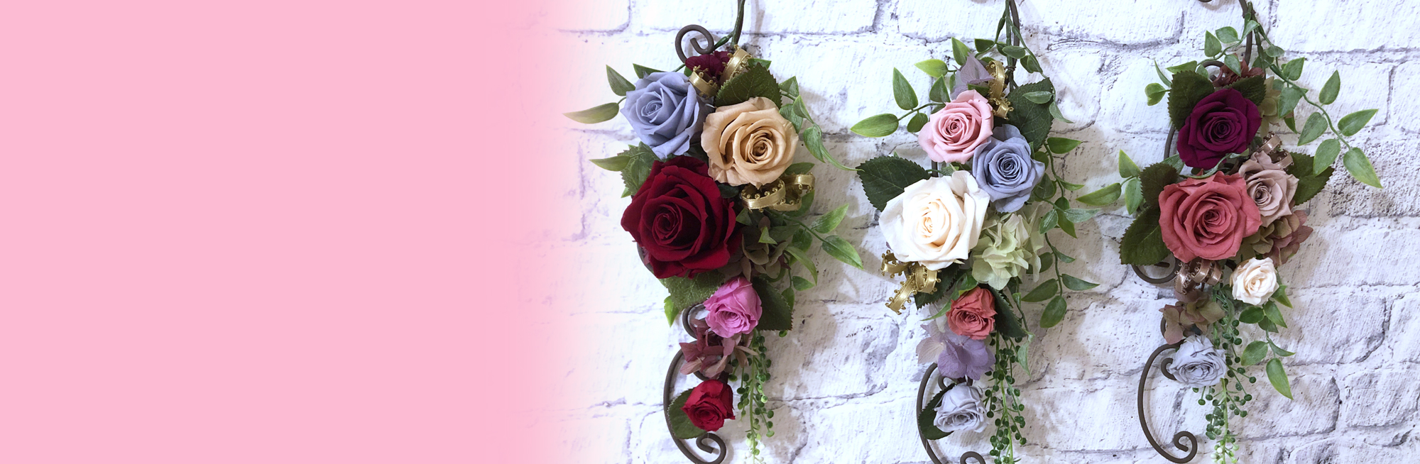 プリザーブドフラワー　ローズ溢れるアイアンの壁掛け