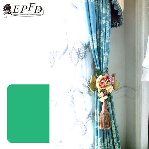 オーナメント（ドアノブ、カーテン飾り）